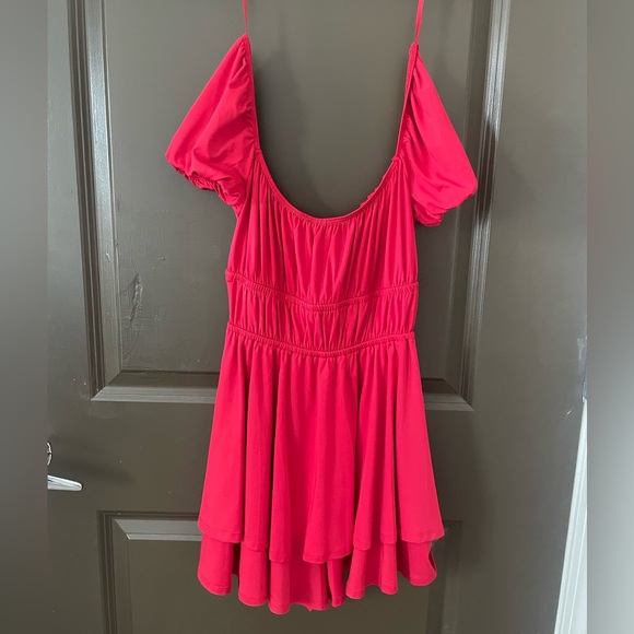 Windsor Flirty Style Ruched Romper - Picture 2 of 5